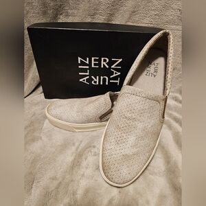 Naturalizer Aileen in Mineral Taupe Womens Size 9  Slip On Sneaker, NIB
